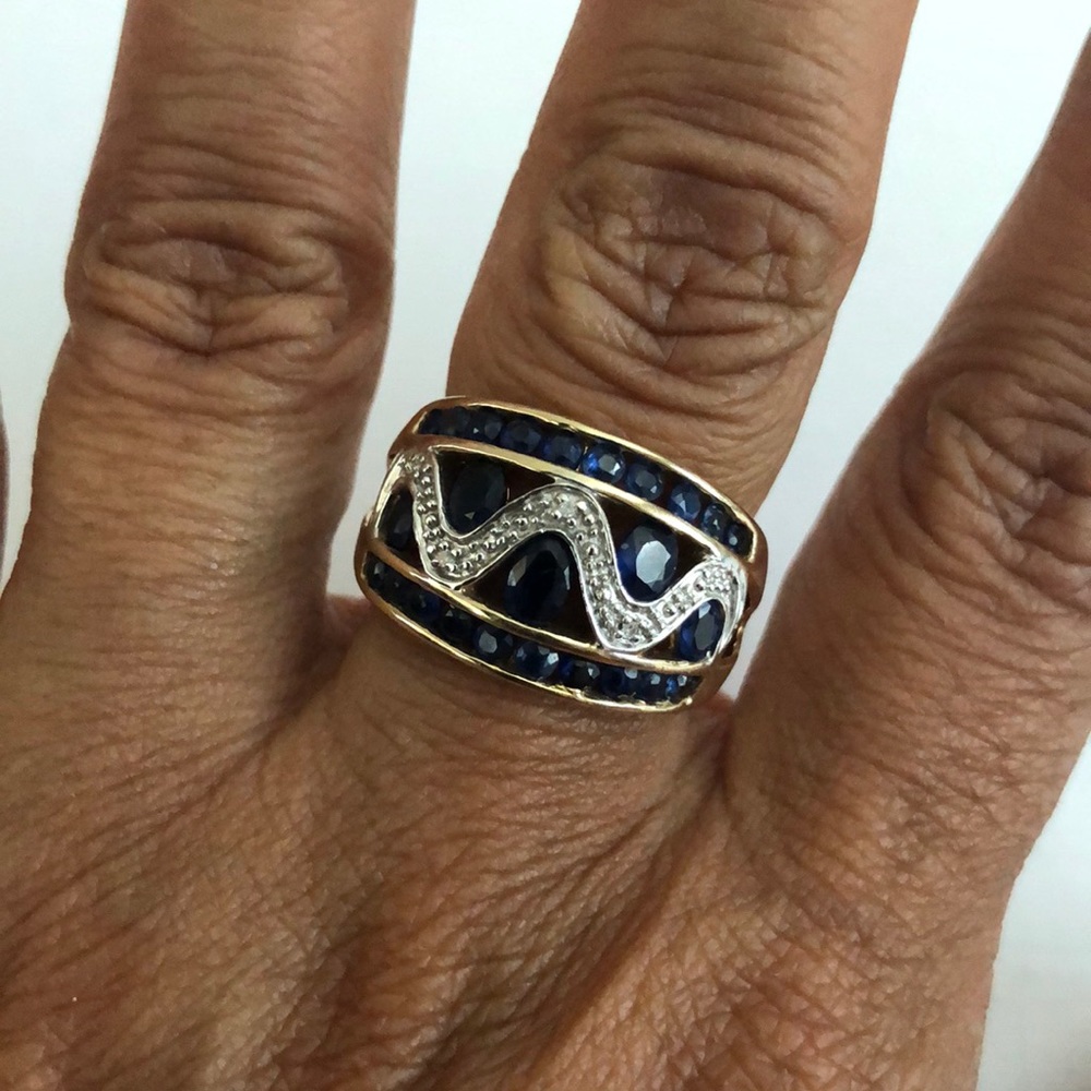 10k sapphire ring